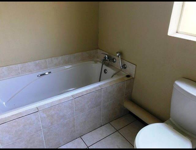 2 BEDROOM APARTMENT FOR SALE IN HONEYDEW